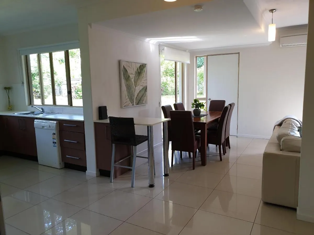 Apartment Reef Terraces On St Crispins - Villa 2 Port Douglas